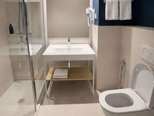 Imagen de la habitación del Hotel ibis Styles Zumaia Zestoa. Foto 7