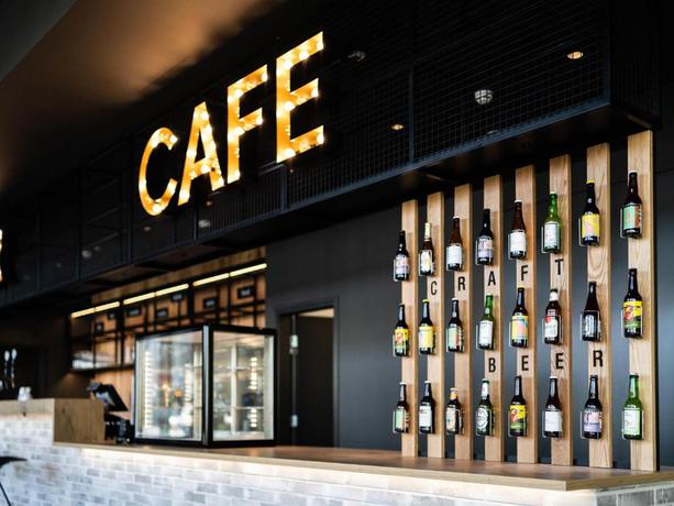 Imagen del bar/restaurante del Hotel ibis Tallinn Center. Foto 4