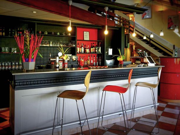 Imagen del bar/restaurante del Hotel ibis Tours Sud. Foto 4