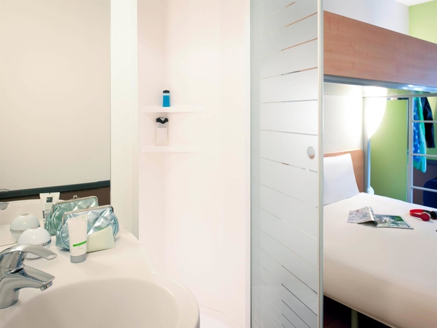 Imagen de la habitación del Hotel ibis budget Amsterdam Airport. Foto 13