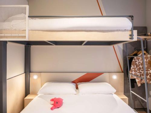 Imagen de la habitación del Hotel ibis budget Arlon Porte du Luxembourg. Foto 5