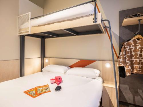 Imagen de la habitación del Hotel ibis budget Arlon Porte du Luxembourg. Foto 8