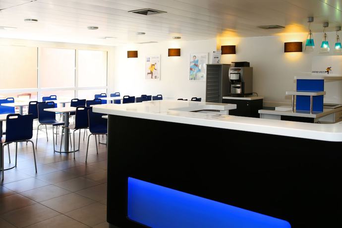 Imagen del bar/restaurante del Hotel ibis budget Aubenas. Foto 4