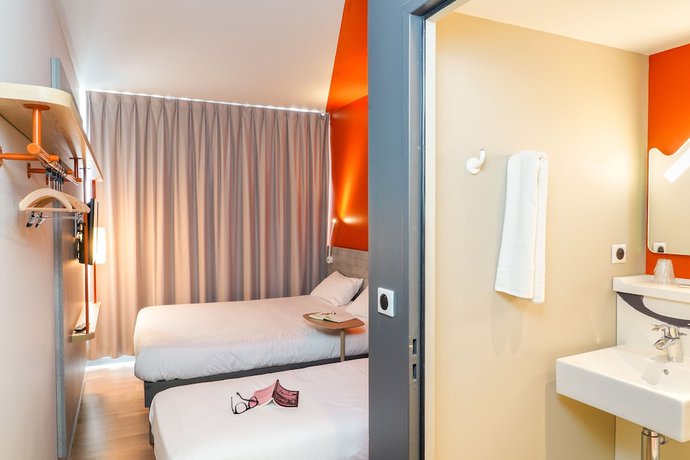 Imagen de la habitación del Hotel ibis budget Aubenas. Foto 14