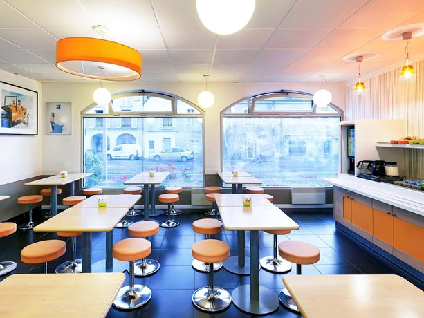 Imagen del bar/restaurante del Hotel ibis budget Blois Centre. Foto 4