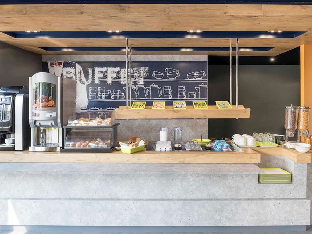 Imagen del bar/restaurante del Hotel ibis budget Bobigny Pantin. Foto 6