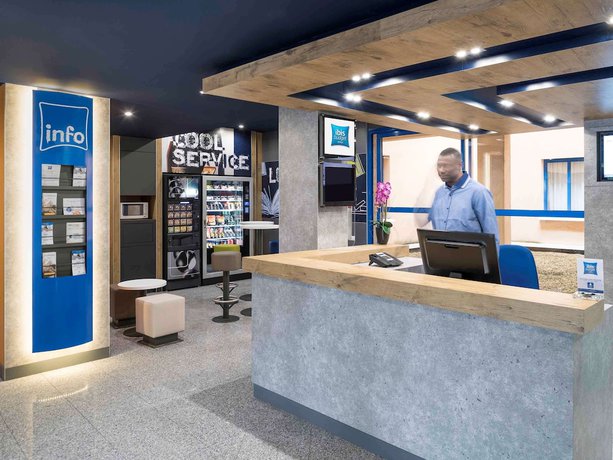 Imagen de los interiores del Hotel ibis budget Bobigny Pantin. Foto 19