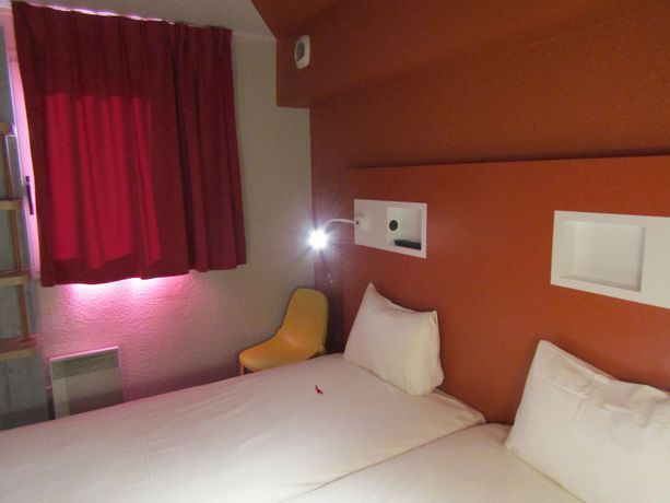 Imagen de la habitación del Hotel ibis budget Chilly-Mazarin Les Champarts. Foto 8