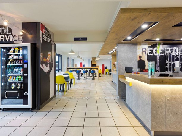 Imagen del bar/restaurante del Hotel ibis budget Chilly-Mazarin Les Champarts. Foto 4
