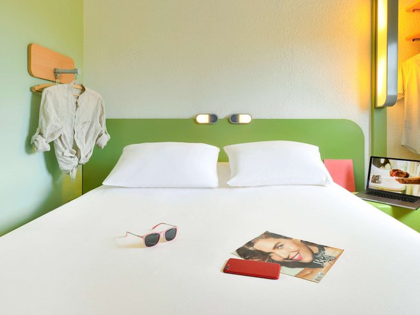 Imagen de la habitación del Hotel ibis budget Clermont Ferrand Sud Aubière. Foto 6