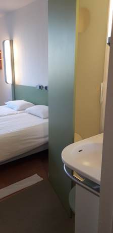 Imagen de la habitación del Hotel ibis budget Concarneau. Foto 9