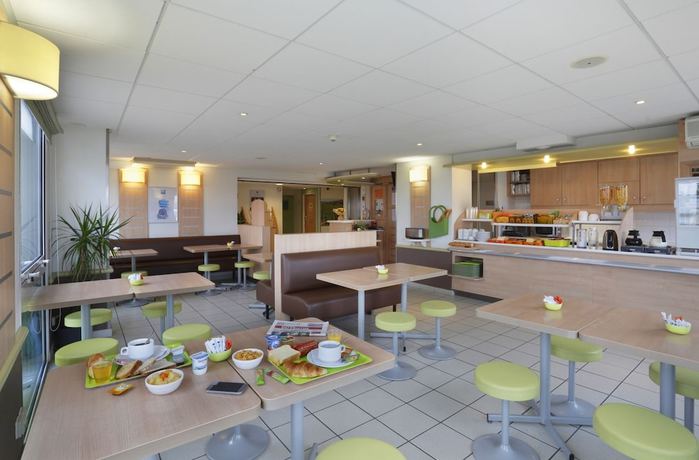 Imagen del bar/restaurante del Hotel ibis budget Cosne-sur-Loire. Foto 5