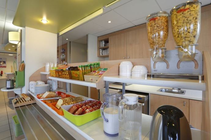 Imagen del bar/restaurante del Hotel ibis budget Cosne-sur-Loire. Foto 6