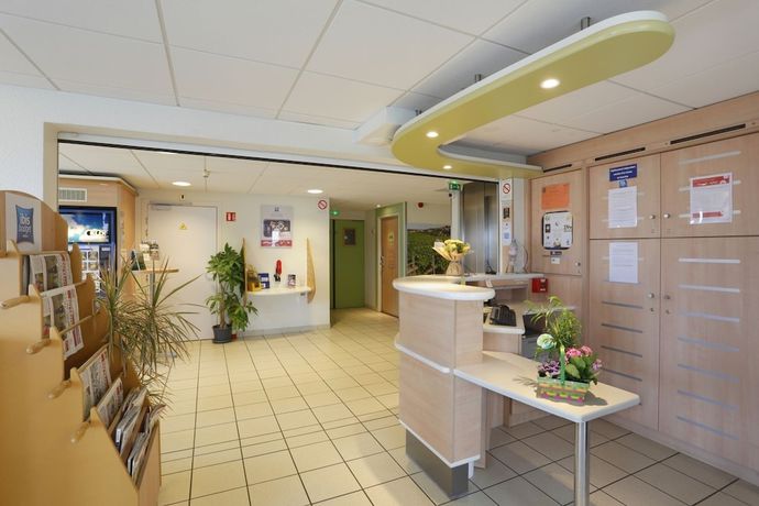 Imagen de los interiores del Hotel ibis budget Cosne-sur-Loire. Foto 16