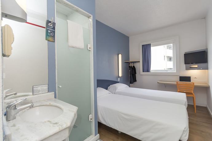 Imagen de la habitación del Hotel ibis budget Curitiba Centro. Foto 15