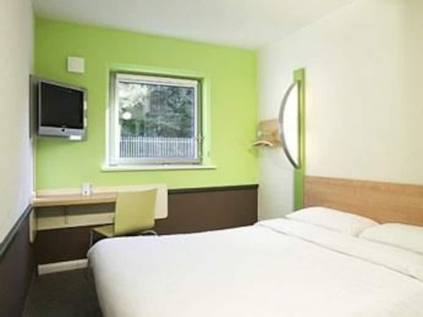 Imagen de la habitación del Hotel ibis budget Derby. Foto 3