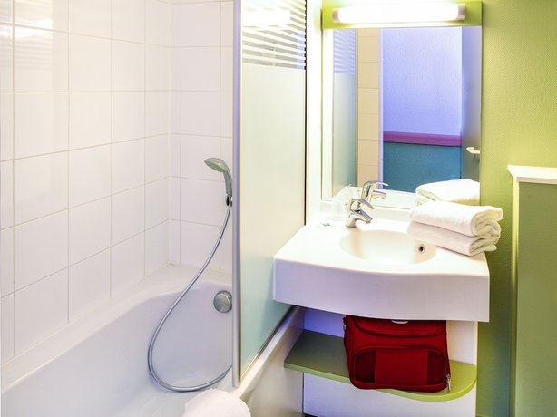 Imagen de la habitación del Hotel ibis budget Derby. Foto 11