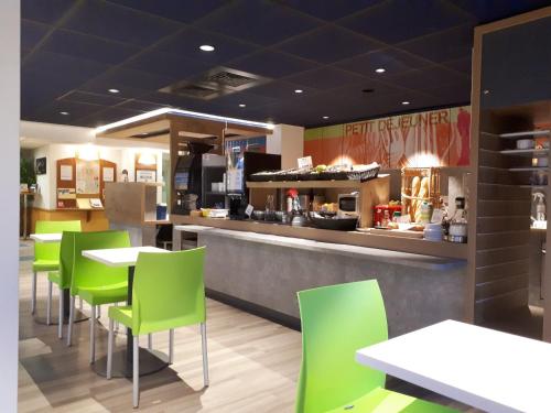 Imagen general del Hotel ibis budget Dijon Saint Apollinaire. Foto 2