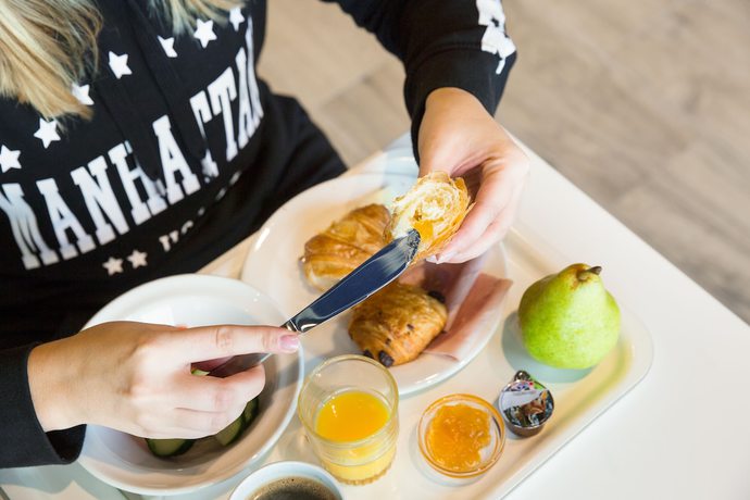 Imagen del bar/restaurante del Hotel ibis budget Fribourg. Foto 7