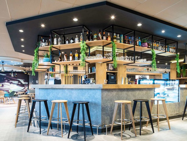 Imagen del bar/restaurante del Hotel ibis budget Gonesse. Foto 6