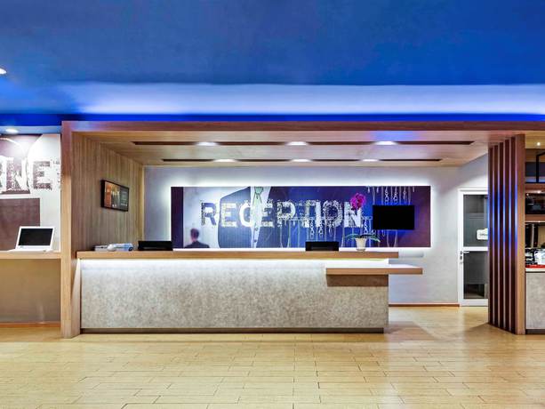 Imagen de los interiores del Hotel ibis budget Jakarta Airport. Foto 19