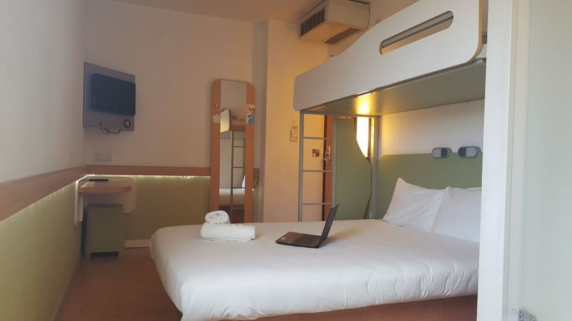 Imagen de la habitación del Hotel ibis budget Leeds Centre Crown Point Road. Foto 8