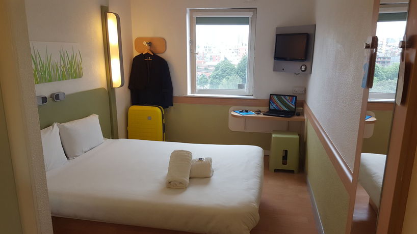 Imagen de la habitación del Hotel ibis budget Leeds Centre Royal Armouries Museum. Foto 7