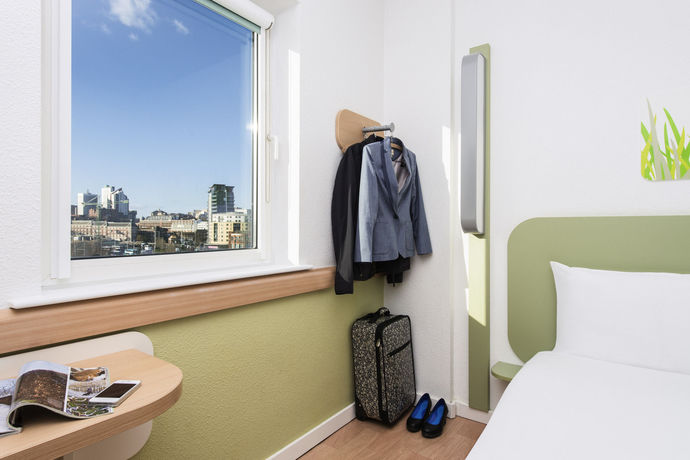 Imagen de la habitación del Hotel ibis budget Leeds Centre Royal Armouries Museum. Foto 14