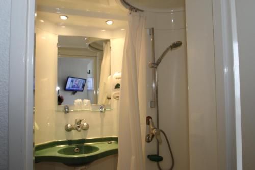 Imagen general del Hotel ibis budget Lunel Porte de Camargue. Foto 4