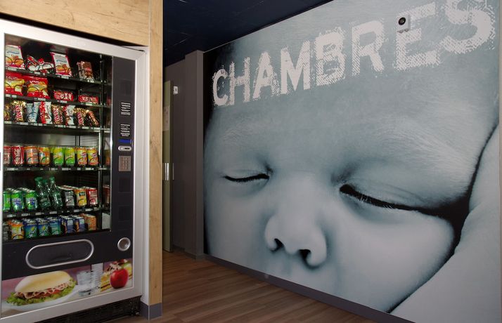 Imagen de los interiores del Hotel ibis budget Lyon Saint Genis Laval. Foto 20