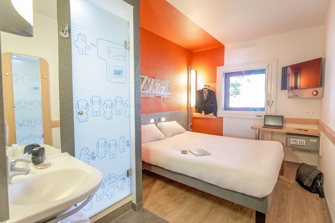 Imagen de la habitación del Hotel ibis budget Marseille Timone. Foto 3