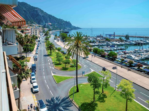 Imagen de la habitación del Hotel ibis budget Menton. Foto 17