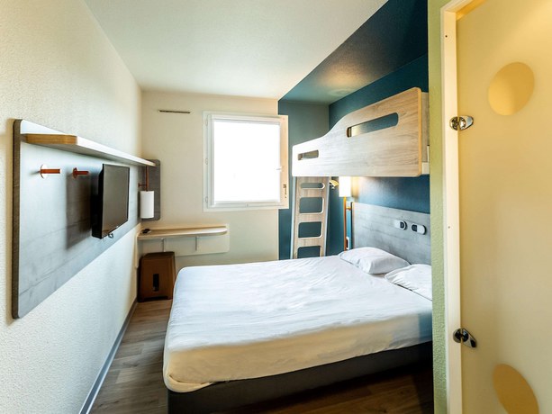 Imagen de la habitación del Hotel ibis budget Pertuis Portes du Luberon. Foto 11