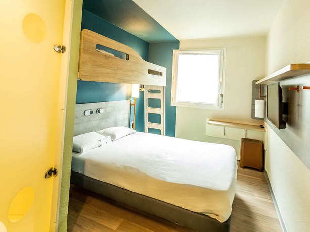 Imagen de la habitación del Hotel ibis budget Pertuis Portes du Luberon. Foto 14