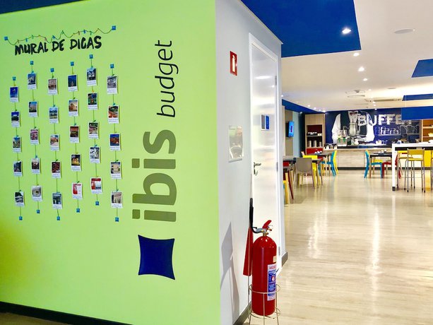 Imagen de los interiores del Hotel ibis budget Petropolis. Foto 20