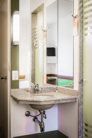 Imagen de la habitación del Hotel ibis budget Porto Alegre - Superecon&ocirc;mico. Foto 10