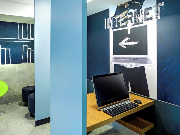 Imagen de los interiores del Hotel ibis budget Rio de Janeiro Nova America. Foto 17