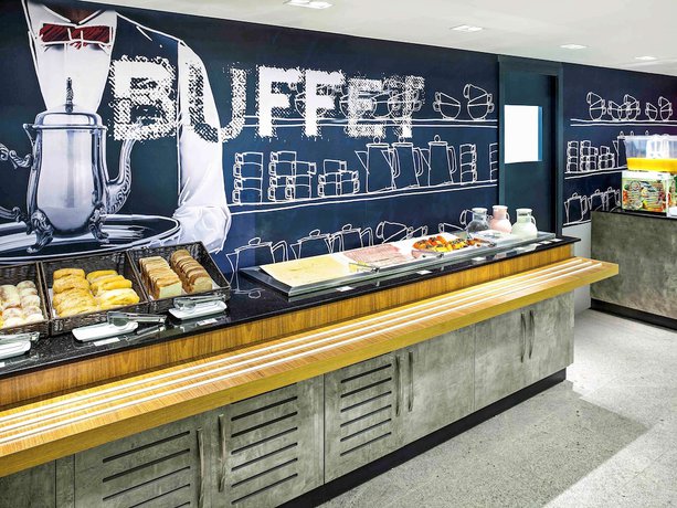 Imagen del bar/restaurante del Hotel ibis budget Rio de Janeiro Nova America. Foto 5