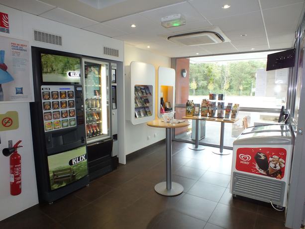Imagen de los interiores del Hotel ibis budget Romorantin. Foto 19