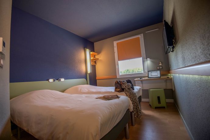Imagen de la habitación del Hotel ibis budget Saint Martin de Crau Porte de Camargue. Foto 18