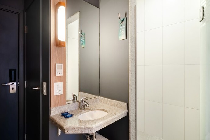 Imagen de la habitación del Hotel ibis budget S&atilde;o Caetano. Foto 17