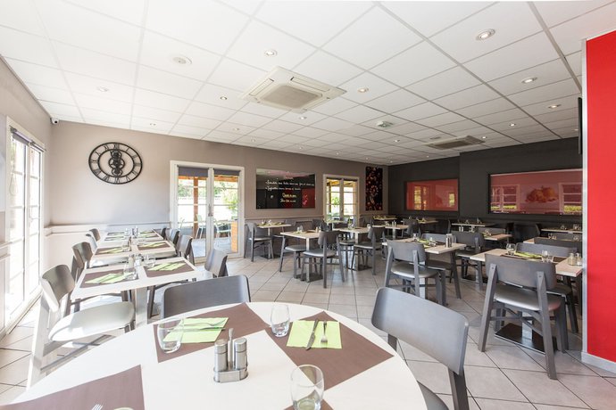 Imagen del bar/restaurante del Hotel ibis budget Sisteron. Foto 3