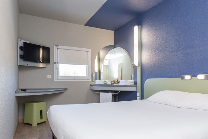 Imagen de la habitación del Hotel ibis budget Sisteron. Foto 10