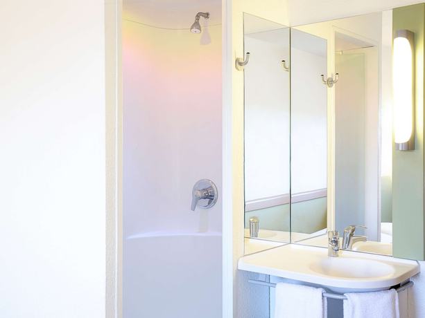 Imagen de la habitación del Hotel ibis budget Southampton Centre. Foto 11