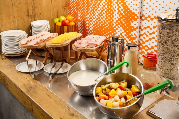 Imagen del bar/restaurante del Hotel ibis budget Southampton Centre. Foto 4