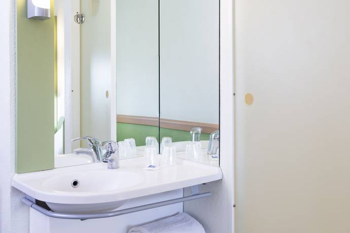 Imagen de la habitación del Hotel ibis budget Velizy. Foto 3