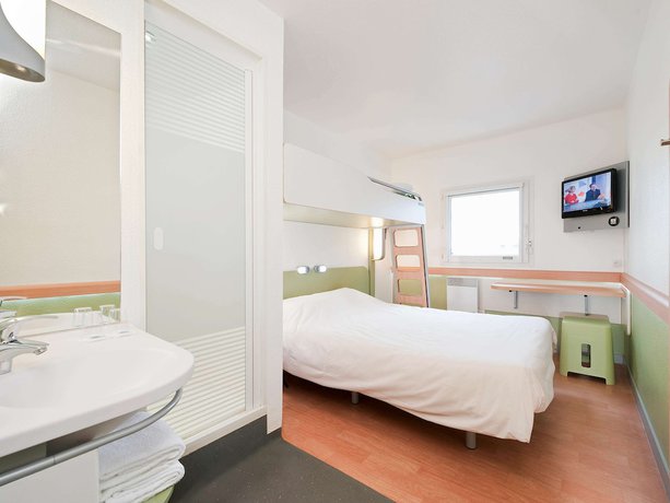 Imagen de la habitación del Hotel ibis budget Velizy. Foto 9