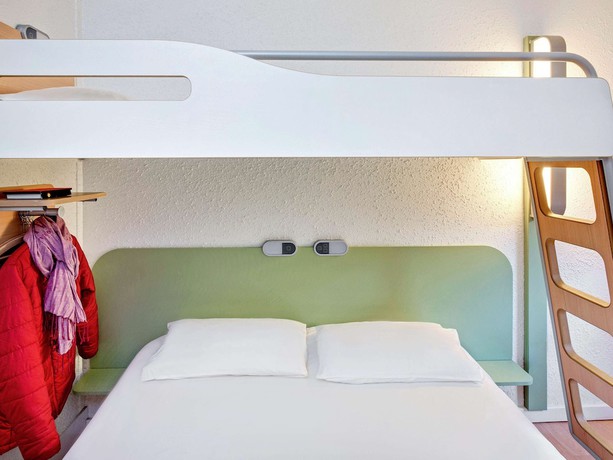 Imagen de la habitación del Hotel ibis budget Vichy. Foto 11