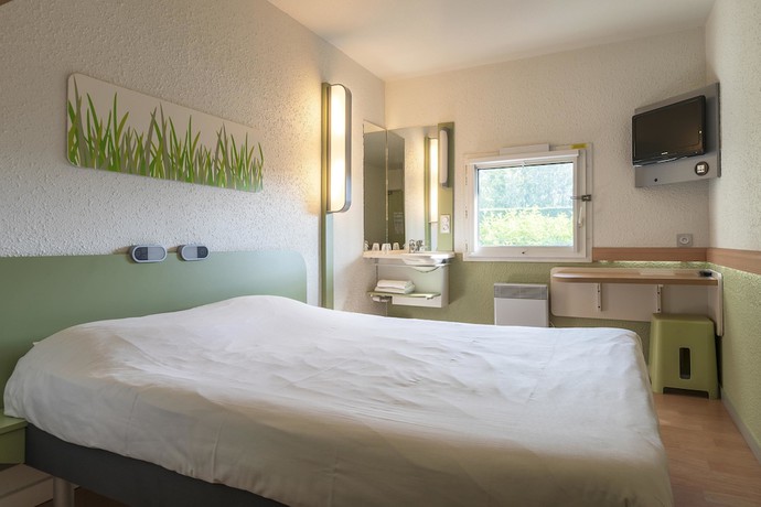 Imagen de la habitación del Hotel ibis budget Vichy. Foto 12