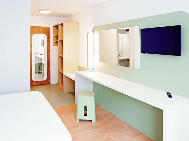 Imagen de la habitación del Hotel ibis budget Warrington Lymm Services. Foto 9
